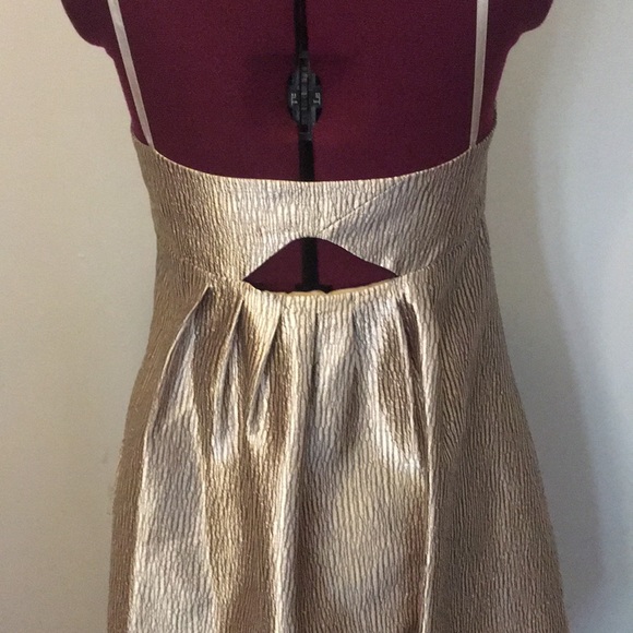 maxandcleo Bubble Hem Bow Dress - Picture 4 of 5